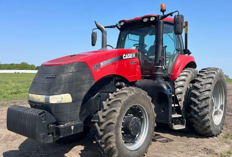 2015 Case IH Magnum 310