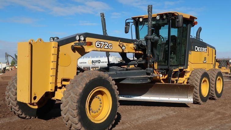 2016 John Deere 672G