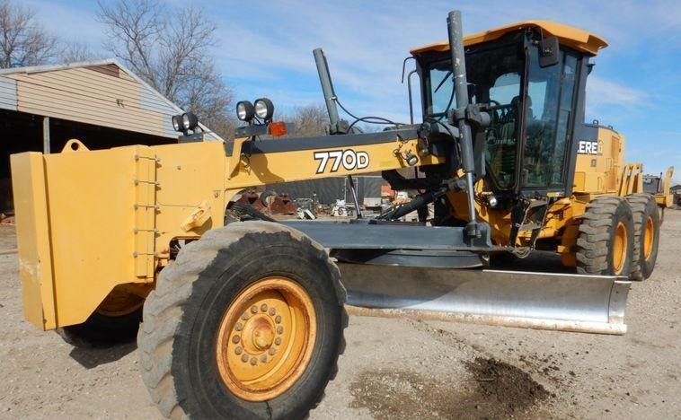 2009 John Deere 770D