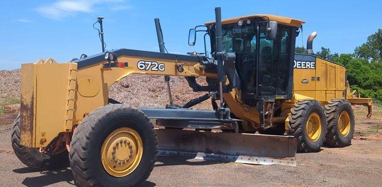 2012 John Deere 672G